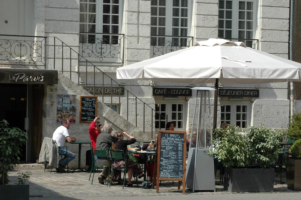 Le Parvis Bed and Breakfast Σαρτρ Εξωτερικό φωτογραφία