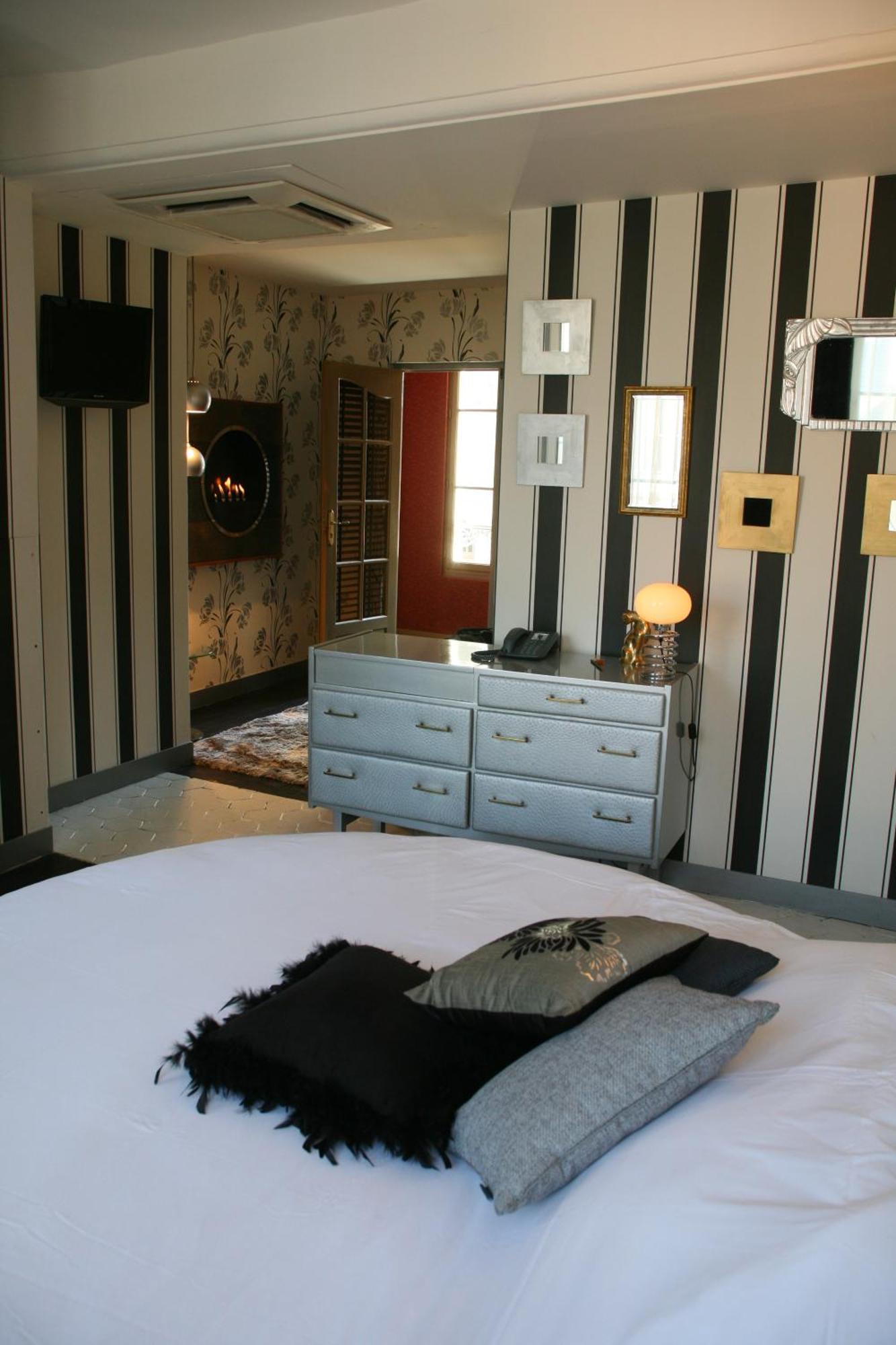 Le Parvis Bed and Breakfast Σαρτρ Εξωτερικό φωτογραφία