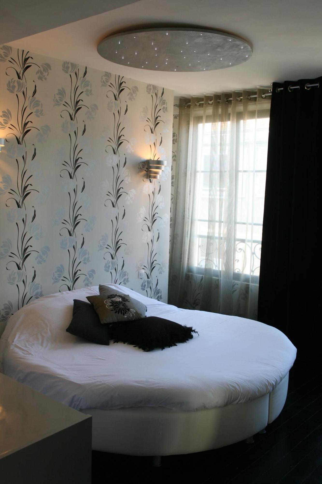 Le Parvis Bed and Breakfast Σαρτρ Εξωτερικό φωτογραφία