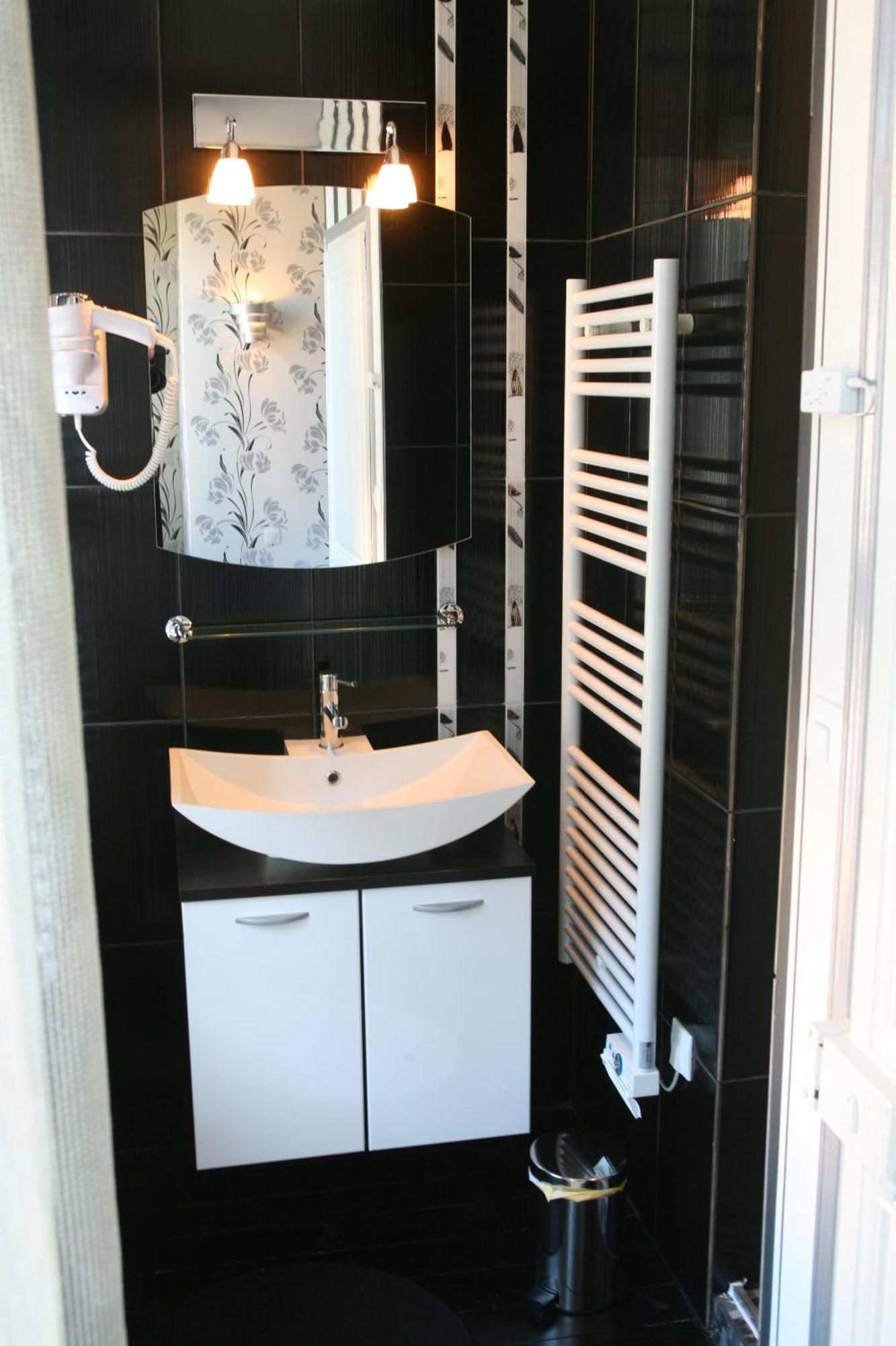 Le Parvis Bed and Breakfast Σαρτρ Εξωτερικό φωτογραφία